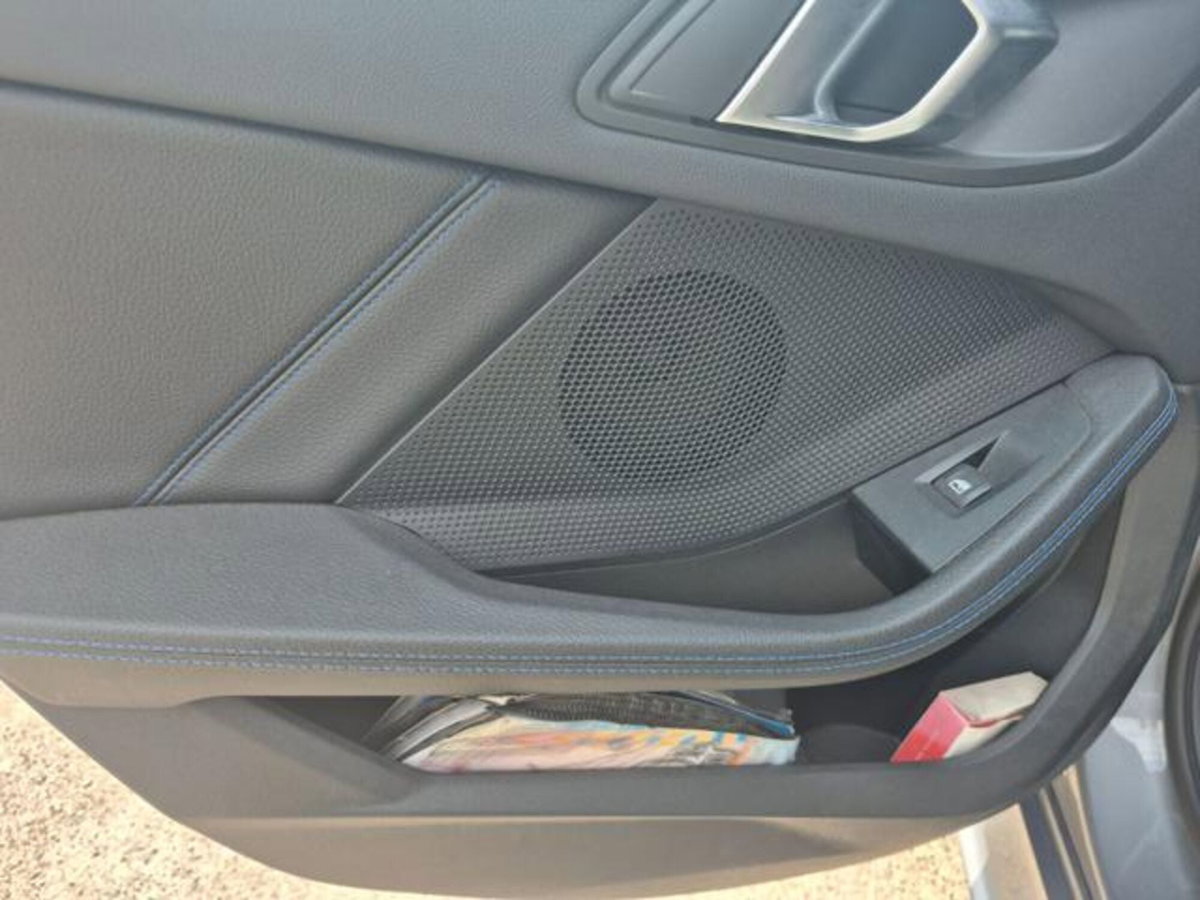 BMW Serie 1 116d 2.0 116CV cat 5 porte Attiva DPF (13)