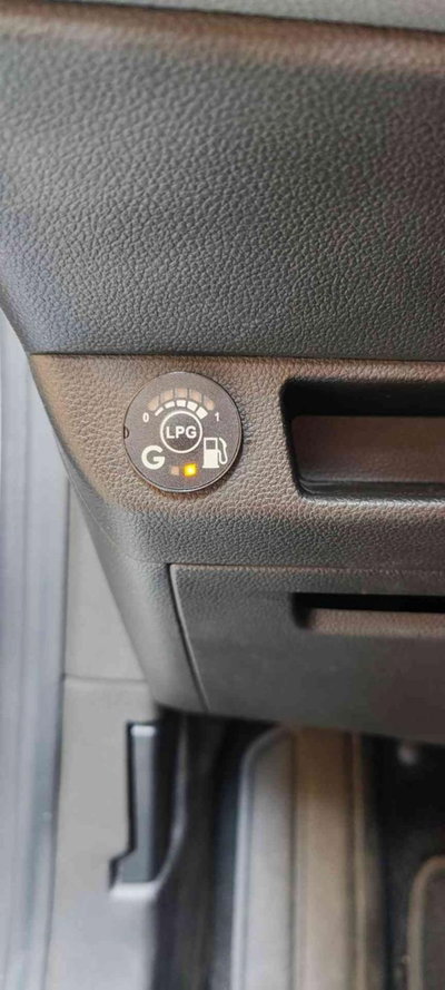 Renault Clio TCe 100 CV GPL 5 porte Business (6)
