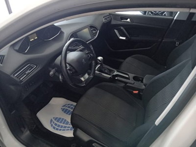 Peugeot 308 SW PureTech Turbo 130 S&S Active Pack (11)