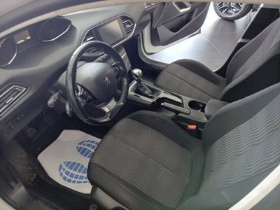 Peugeot 308 SW PureTech Turbo 130 S&S Active Pack (14)