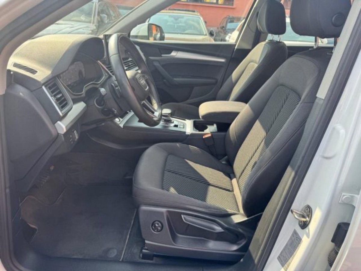 Audi Q5 35 TDI S tronic Business Advanced (18)