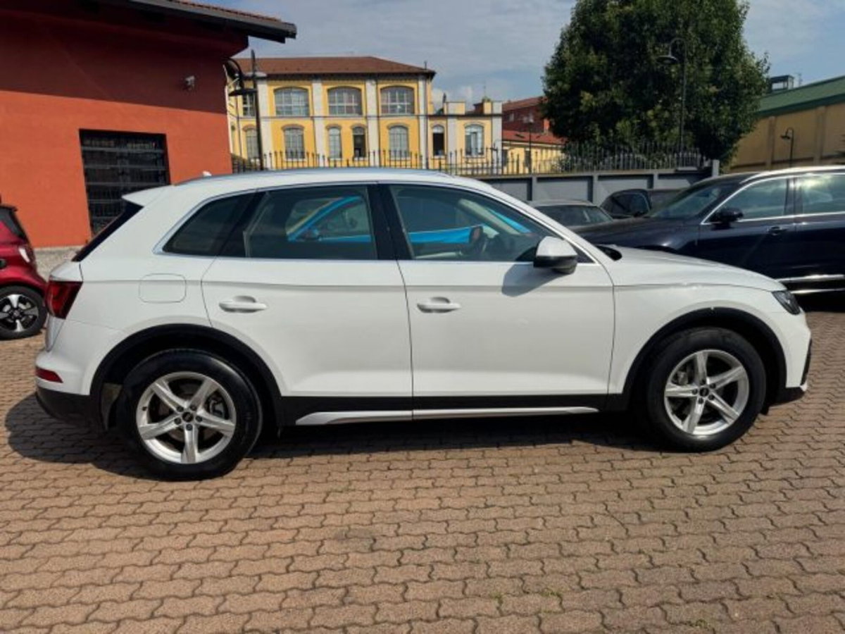 Audi Q5 35 TDI S tronic Business Advanced (6)