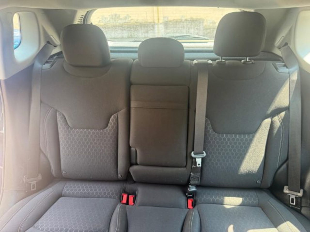 Jeep Compass 1.4 MultiAir 2WD Longitude (16)