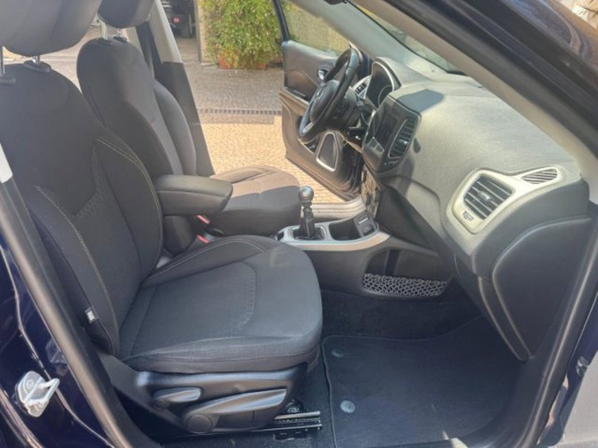 Jeep Compass 1.4 MultiAir 2WD Longitude (9)