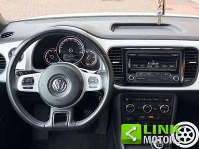 Volkswagen Maggiolino 1.6 TDI Design (9)