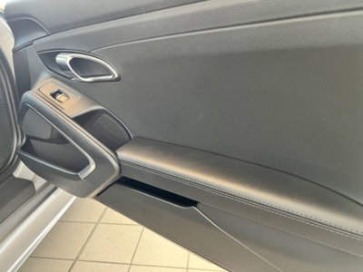 Porsche 718 Cayman  Cayman 2.0 300cv (20)