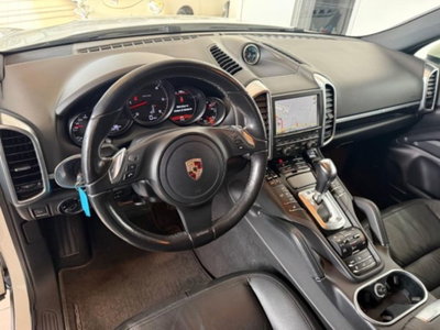 Porsche Cayenne 3.0 Diesel (9)