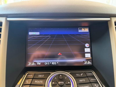 Infiniti QX70 3.0 diesel V6 AT GT Premium (14)