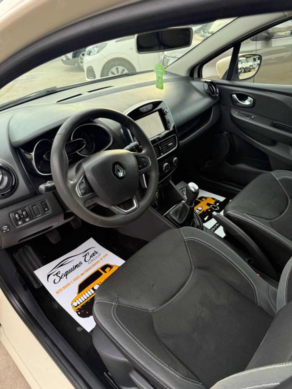 Renault Clio TCe 12V 90 CV GPL 5 porte Life (11)