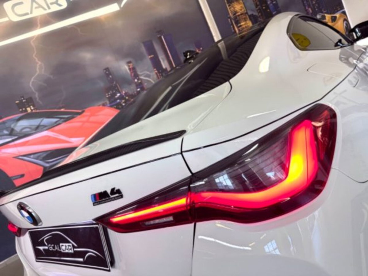 BMW Serie 4 Coupé M4 Competition (13)