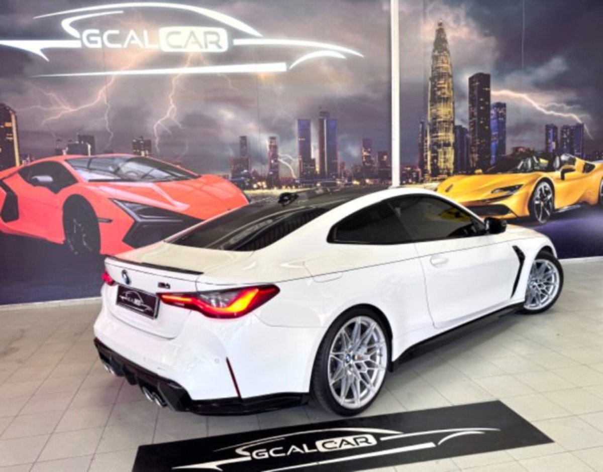 BMW Serie 4 Coupé M4 Competition (5)