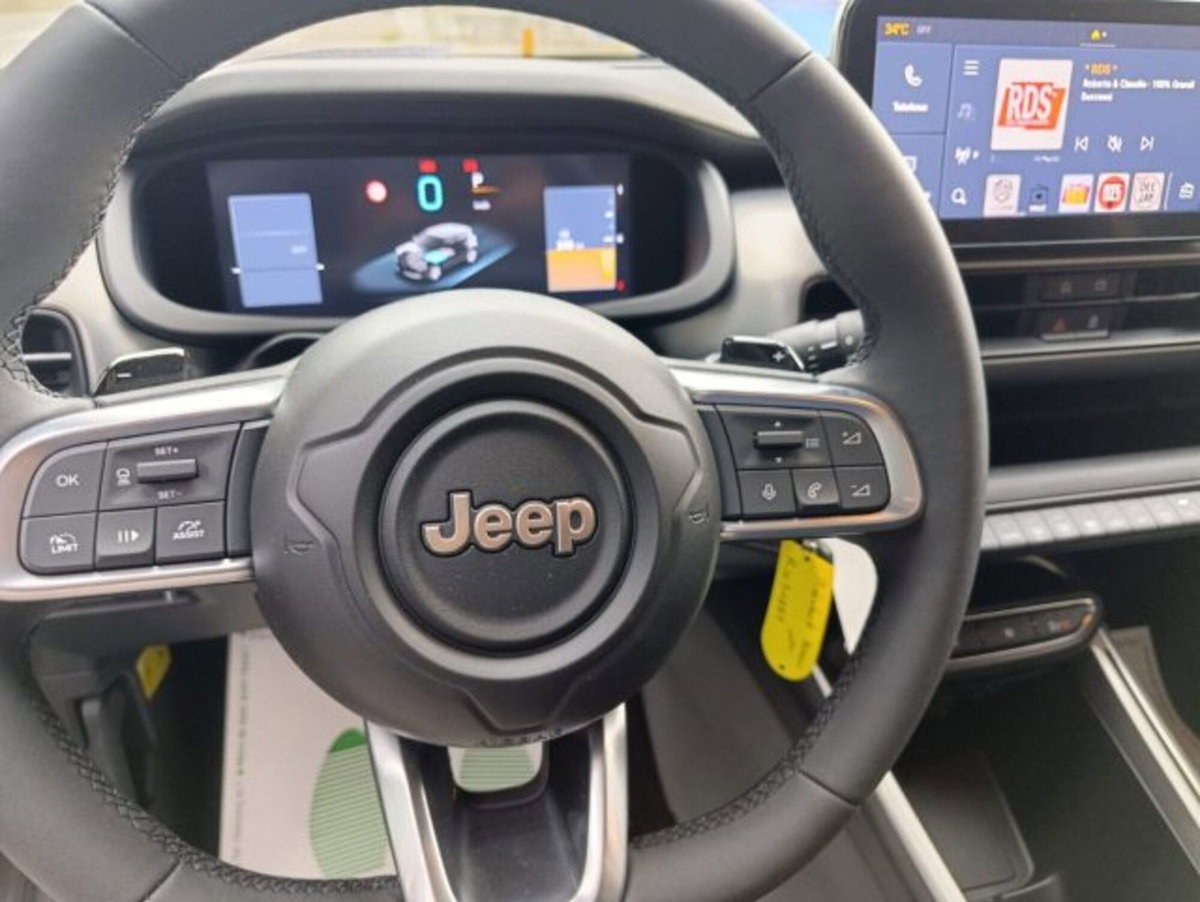 Jeep Avenger 1.2 turbo e-hybrid mhev Altitude fwd 110cv edct6 (3)