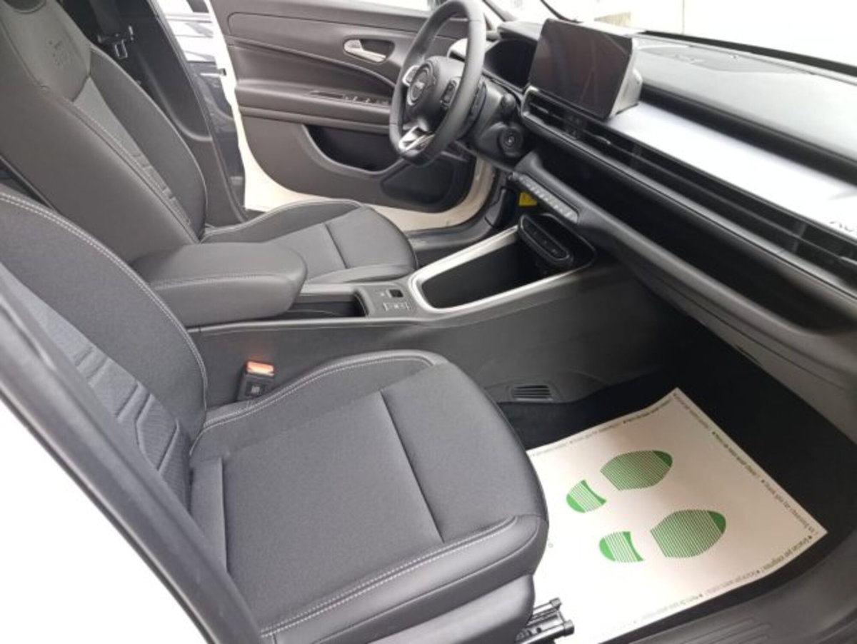 Jeep Avenger 1.2 turbo e-hybrid mhev Altitude fwd 110cv edct6 (7)