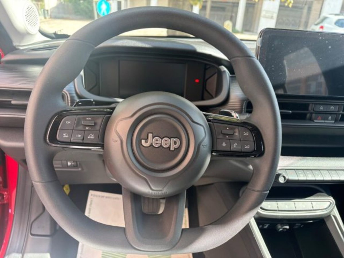 Jeep Avenger 1.2 turbo e-hybrid mhev Longitude fwd 110cv edct6 (6)
