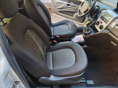 Lancia Ypsilon 1.2 69 CV Elle (10)