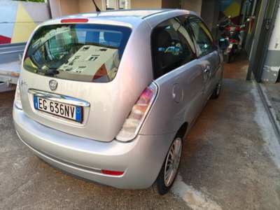 Lancia Ypsilon 1.2 69 CV Elle (4)