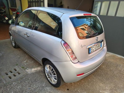 Lancia Ypsilon 1.2 69 CV Elle (5)