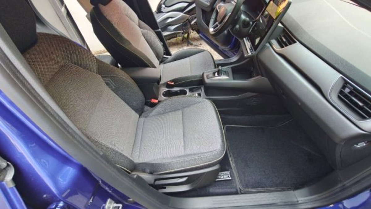Renault Captur 1.8 full hybrid Esprit Alpine 160cv auto (13)