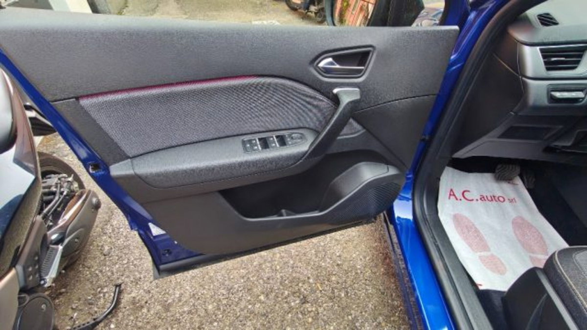 Renault Captur 1.8 full hybrid Esprit Alpine 160cv auto (7)