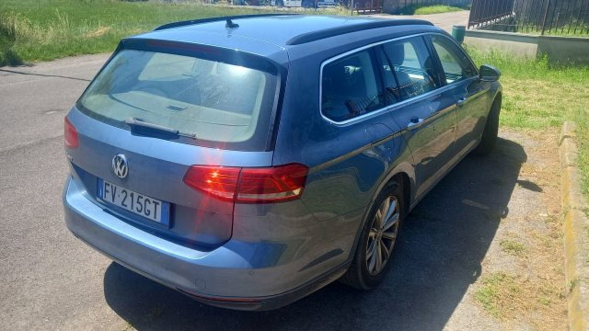 Volkswagen Passat 2.0 TDI DSG Business BlueMotion Technology (5)