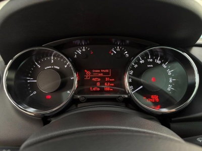 Peugeot 3008 BlueHDi 120 S&S Crossway (9)