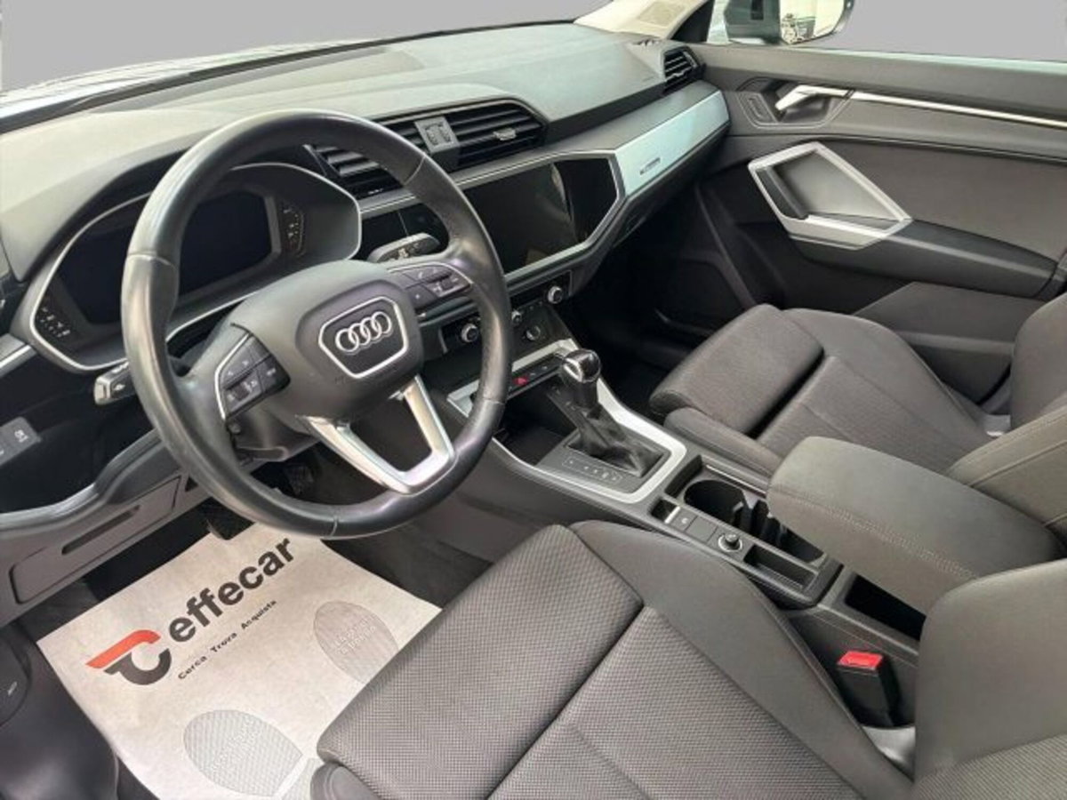 Audi Q3 35 TDI quattro S tronic Business (7)
