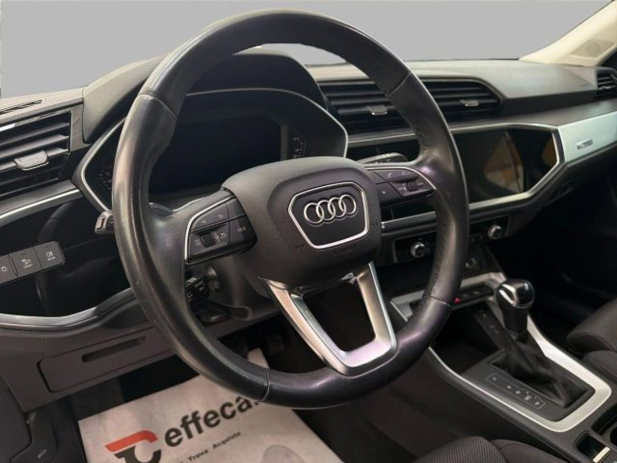 Audi Q3 35 TDI quattro S tronic Business (8)