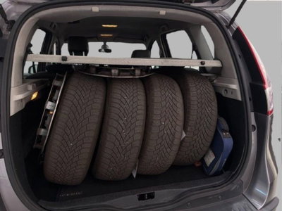Renault Scenic E-Tech Electric 1.5 dCi 110CV Luxe (14)