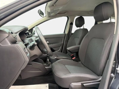 Dacia Duster 1.0 TCe 100 CV ECO-G 4x2 Comfort (12)