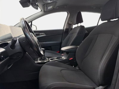 Kia Sportage 1.6 CRDi MHEV Business (12)