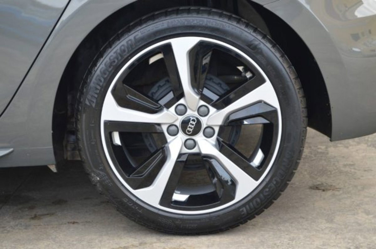 Audi A1 Sportback 25 TFSI S line edition (19)