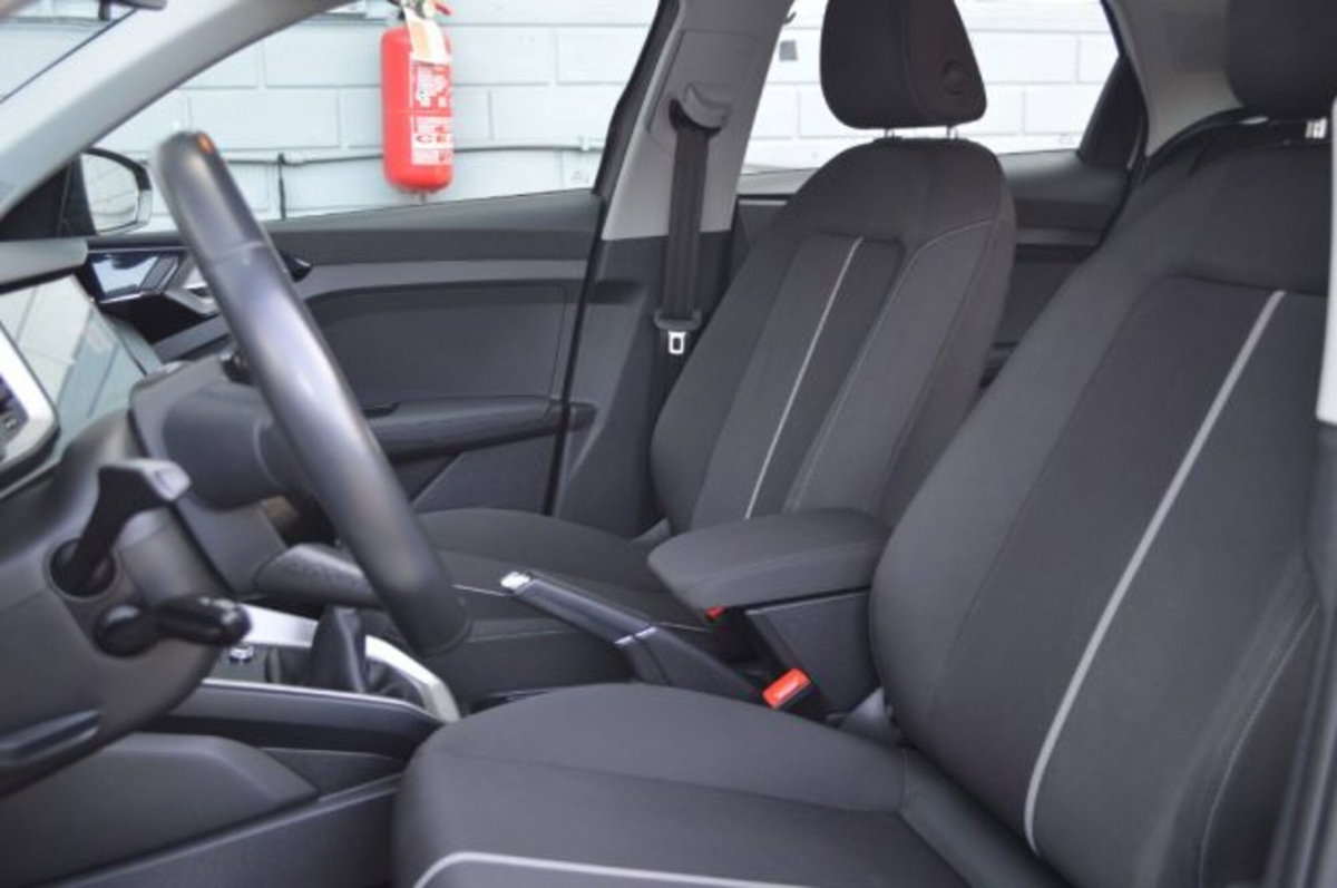 Audi A1 Sportback 25 TFSI S line edition (8)
