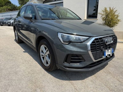 Audi Q3 35 TDI quattro S tronic Business (3)