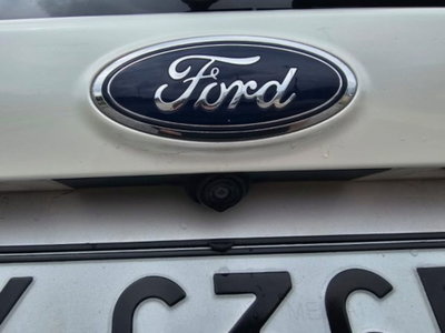 Ford Kuga 2.0 TDCI 180 CV S&S 4WD Powershift Vignale (9)