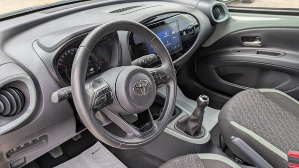 Toyota Aygo X 1.0 Trend 72cv (7)