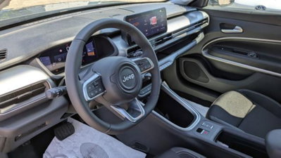 Jeep Avenger 1.2 turbo e-hybrid mhev Altitude fwd 110cv edct6 (9)