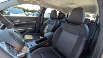 Jeep Avenger 1.2 turbo e-hybrid mhev Altitude fwd 110cv edct6 (15)