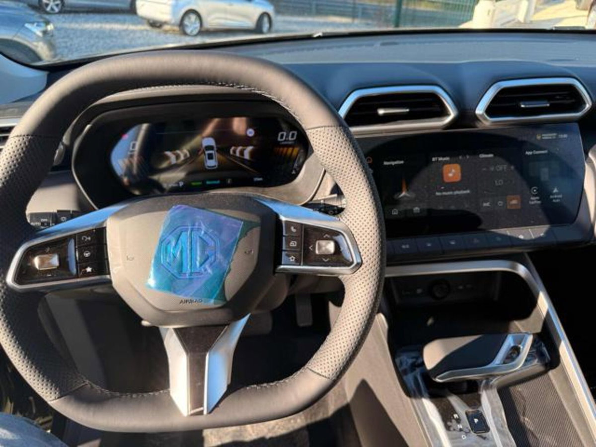 Mg ZS ZS 1.5 Luxury (3)