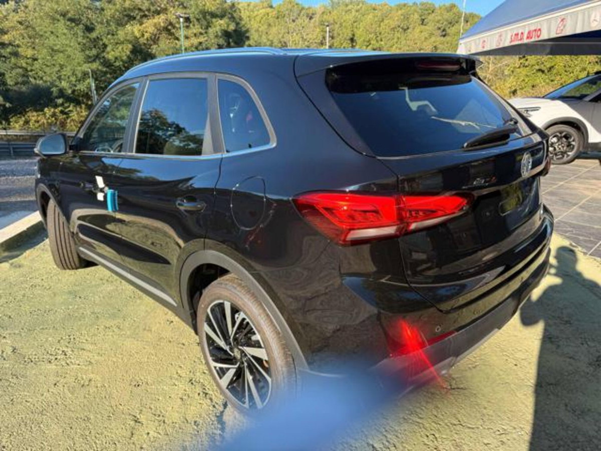 Mg ZS ZS 1.5 Luxury (6)