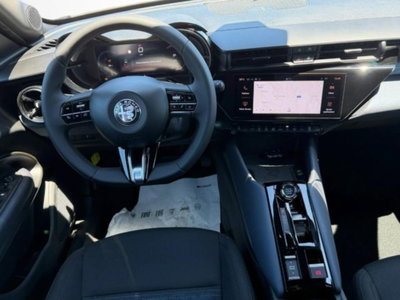 Alfa Romeo Junior 1.2 ibrida Sprint 145cv edct6 (10)