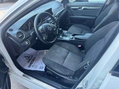 Mercedes-Benz Classe C Station Wagon 200 CDI Avantgarde (6)