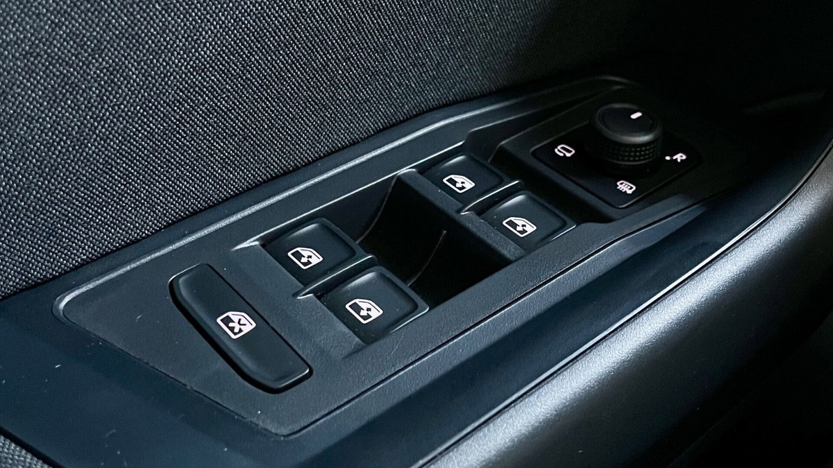 Volkswagen T-Roc 2.0 tdi Life 150cv dsg (15)
