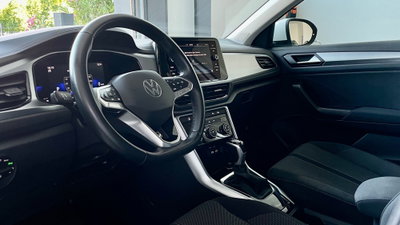 Volkswagen T-Roc 2.0 tdi Life 150cv dsg (16)