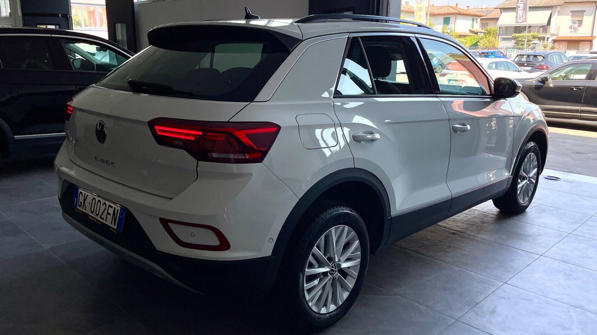 Volkswagen T-Roc 2.0 tdi Life 150cv dsg (7)