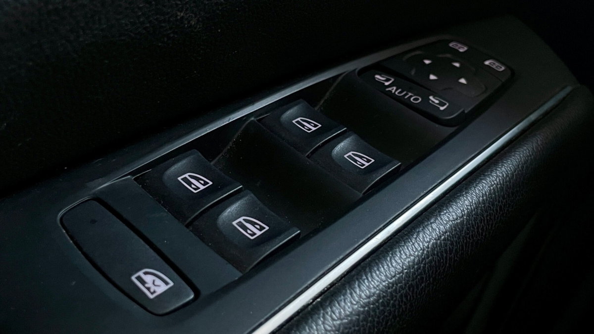 Renault Talisman SporTour dCi 160 CV EDC Business (18)