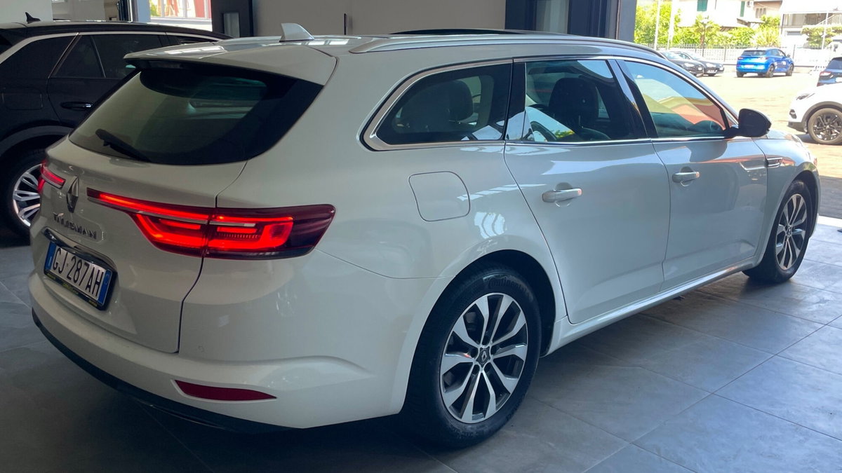 Renault Talisman SporTour dCi 160 CV EDC Business (8)