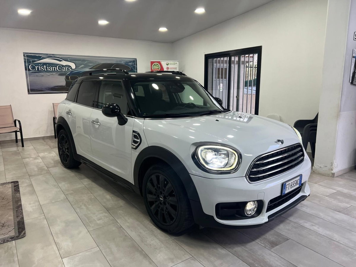 MINI Mini Countryman 2.0 Cooper D Essential Countryman (3)