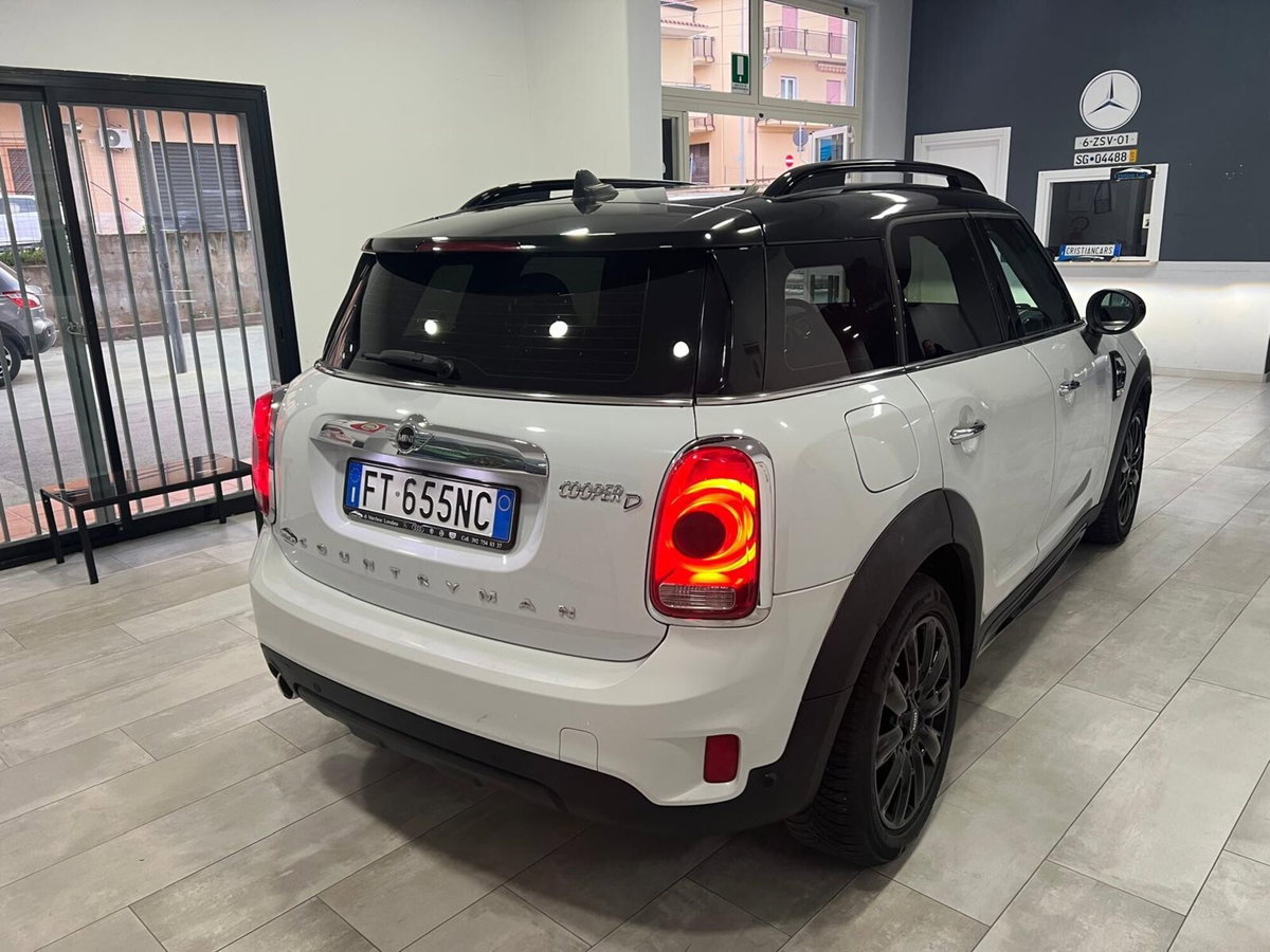 MINI Mini Countryman 2.0 Cooper D Essential Countryman (5)