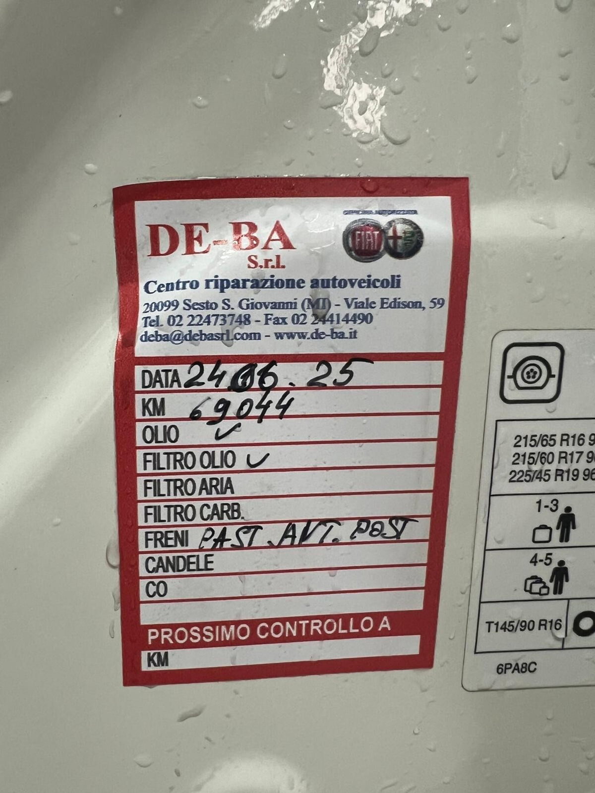 Nissan Juke 1.0 dig-t N-Connecta 114cv (12)