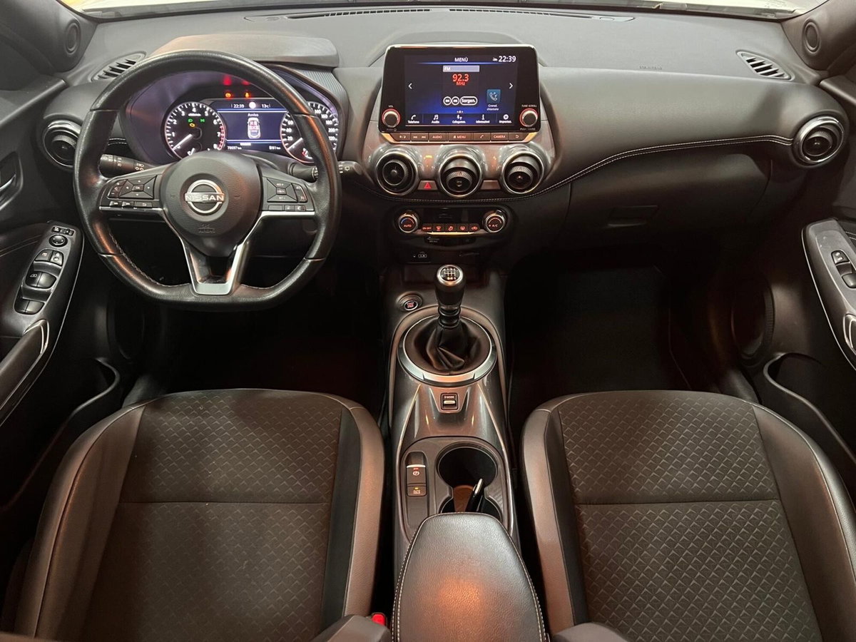 Nissan Juke 1.0 dig-t N-Connecta 114cv (15)